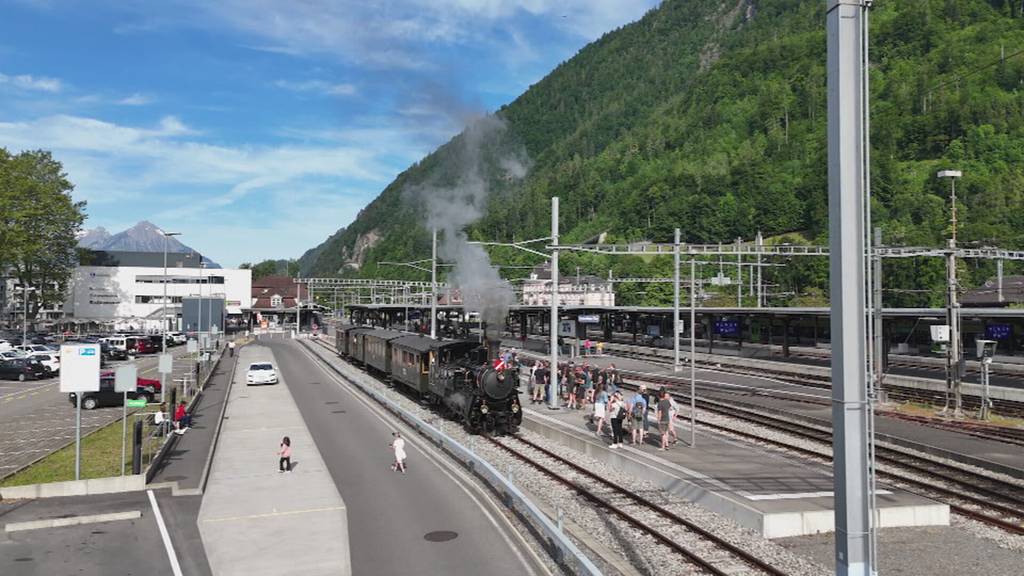 Historische Brünig-Dampflok fährt nach Grindelwald