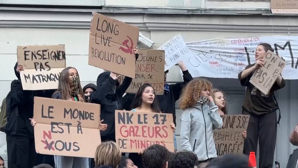 Schülerproteste in Frankreich: Neuer Höhepunkt bei landesweitem Aktionstag erwartet