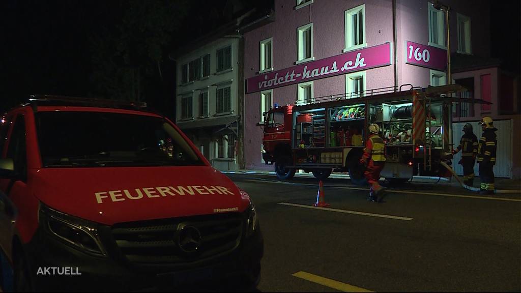 Feuerwehr musste wegen eines Brandes zu einem Bordell ausrücken