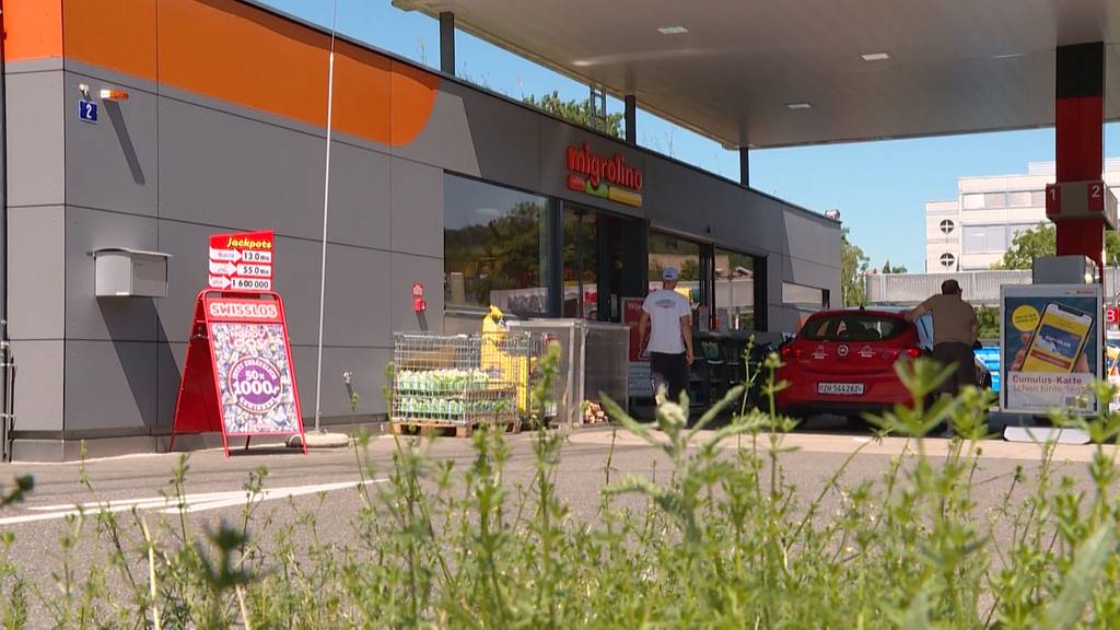 Prüfung bei Zürcher Tankstellenshops: Kriterien für Sonntagsverkauf erfüllt?