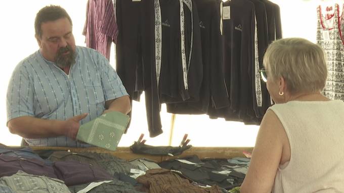 Der Verenamarkt in Einsiedeln zieht viele Besucherinnen und Besucher an