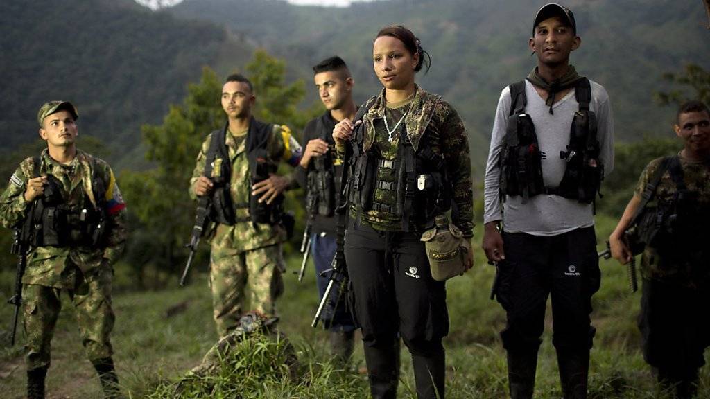 FARC-Gruppe Anfang Januar in einem Camp-Versteck im Nordwesten Kolumbiens