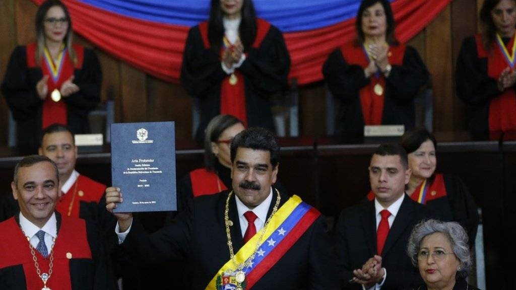 Venezuelas Präsident Nicolás Maduro hat am Donnerstag beim Obersten Gerichtshof seinen Amtseid abgelegt.