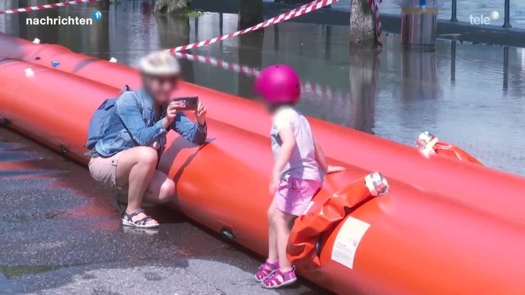 Hochwasser lockt noch immer viele Schaulustige an