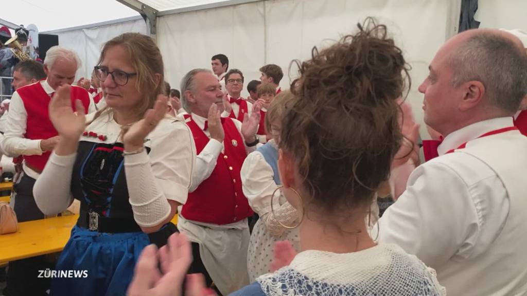 Trotz Regenwetter: Fröhliches Böögg-Fest in Heiden