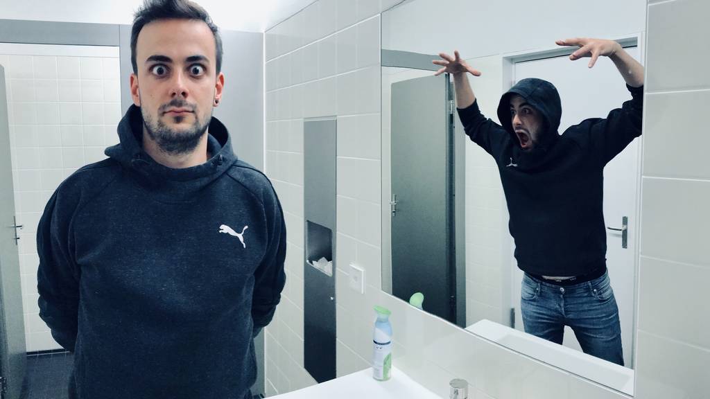 So macht ihr ein «Mirror-Panorama Selfie»