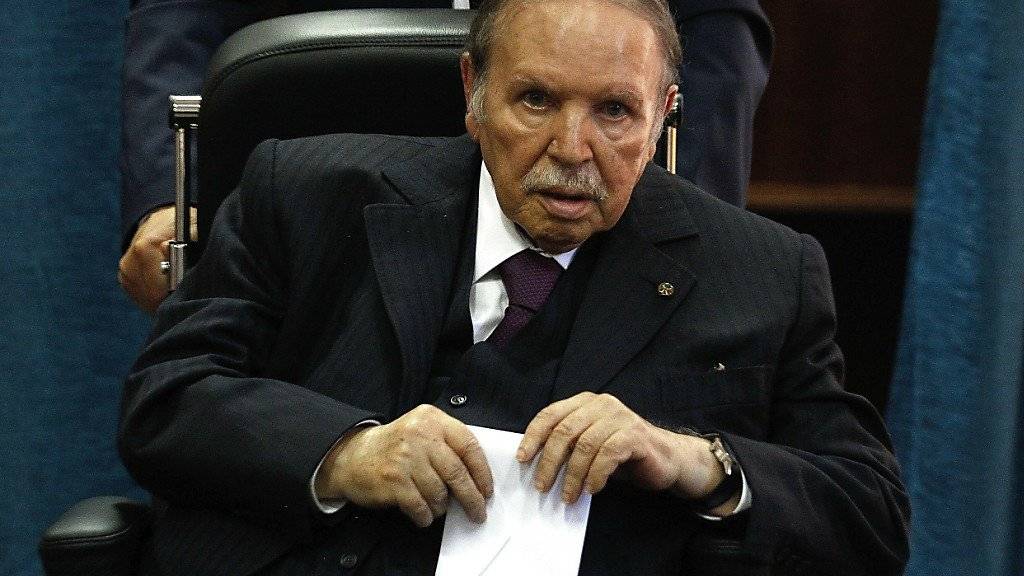 Der algerische Präsident Abdelaziz Bouteflika tritt bis 28. April zurück. (Archivbild)