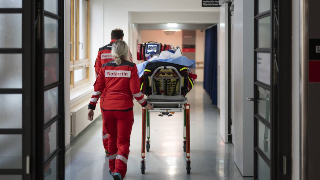 Spitäler verschieben wegen Brandopfern Operationen