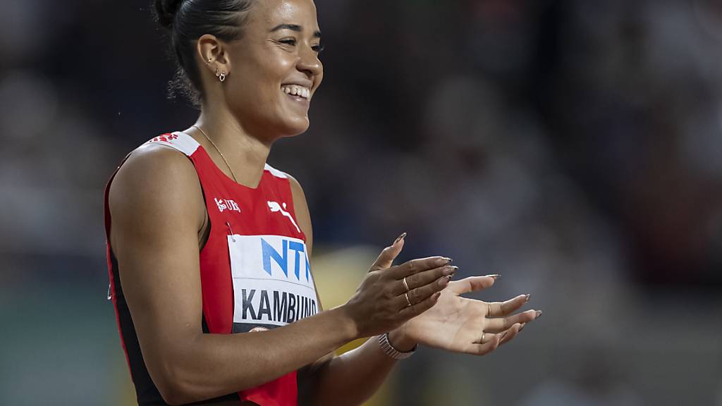 Ditaji Kambundji applaudiert sich selber: Der erste WM-Final ihrer Karriere ist ein tolles Erlebnis
