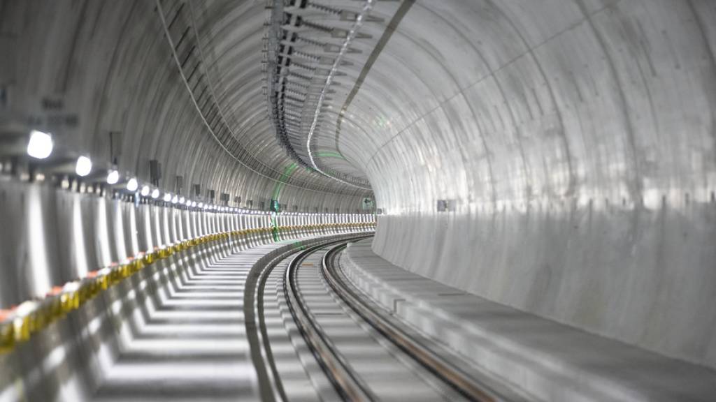 Am 13. Dezember 2020 soll der 15,4 Kilometer lange Ceneri-Basistunnel mit dem ersten Zug von 06.03 Uhr Richtung Norden in Betrieb genommen werden. (Archivbild)