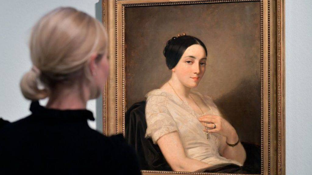 Die rechtmässigen Besitzer des «Portrait de jeune femme assise» des französischen Malers Thomas Couture (1815-1879) konnten dank eines winzigen reparierten Loches auf Brusthöhe eruiert werden. (Archivbild)