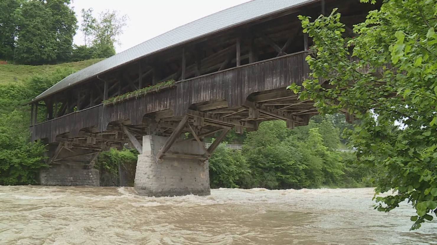 So ein Seich: Pausenloser Regen sorgt für Unwettergefahr | TVO Online