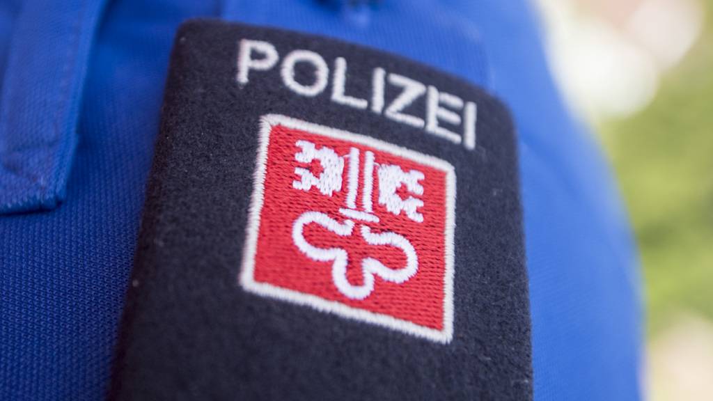 Zwei Motorradfahrer bei Kollision in Beckenried NW verletzt