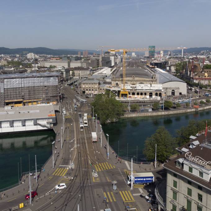 Durch Bauarbeiten am HB Zürich droht Stau