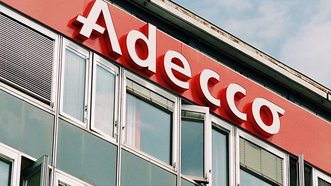 Adecco bleibt auf Erholungskurs und setzt sich neue Ziele