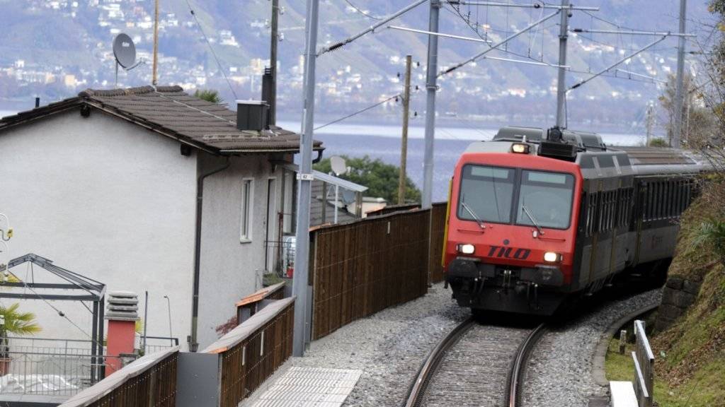 Malerisch gelegen, doch zuletzt mit Baustellen gespickt: Die Bahnlinie entlang des Lago Maggiore zwischen der Schweiz und Italien.