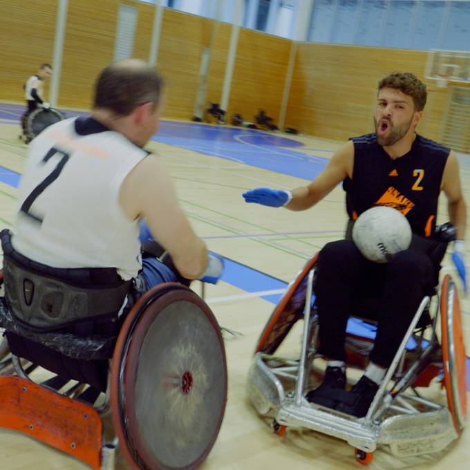 «Brutaler Leistungssport»: Nico kommt beim Rollstuhl-Rugby unter die Räder