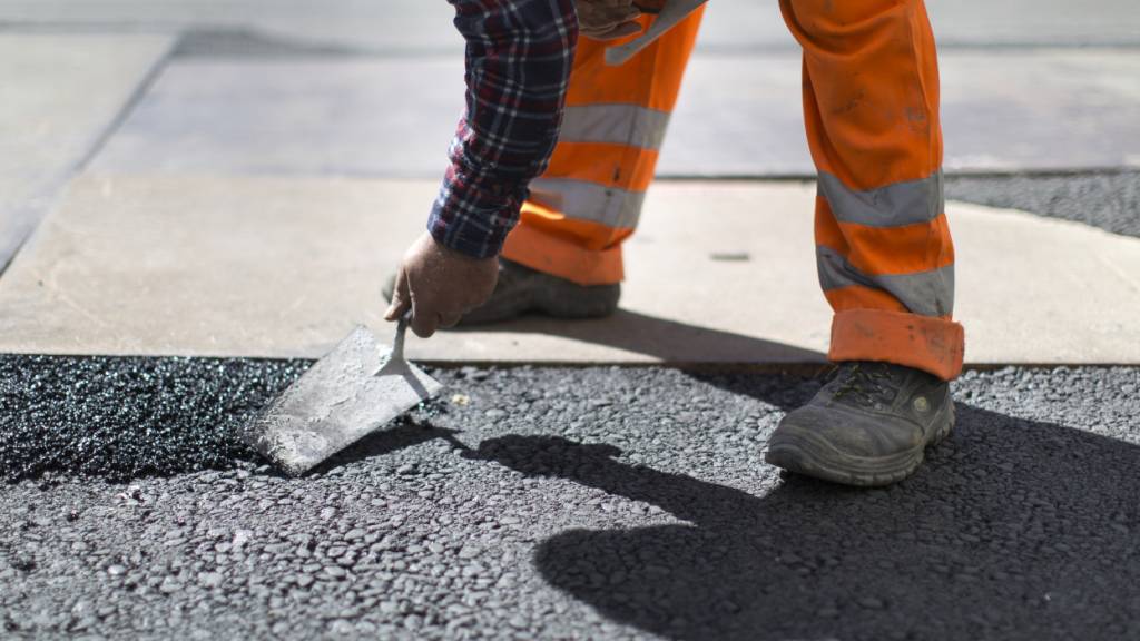 Weko erweitert Untersuchung im Jura zu Absprachen im Bausektor