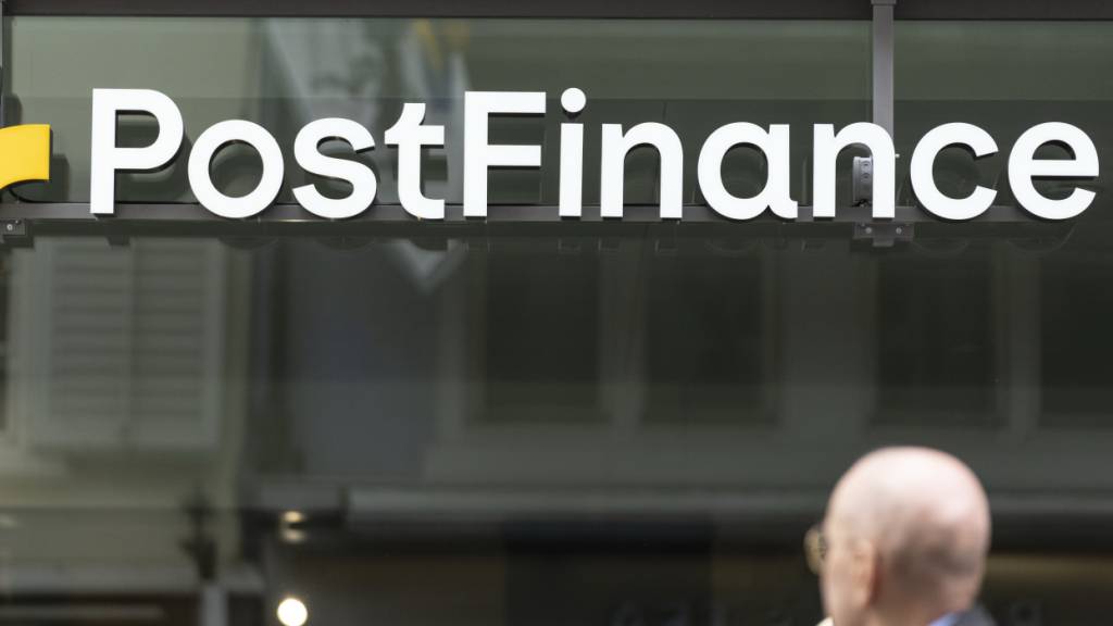 Die Postfinance muss ihr Vorgehen bei Stimmabdrücken von Kundinnen und Kunden ändern. (Archivbild)