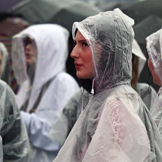 Hudelwetter vermiest Zürcher Badis das Geschäft