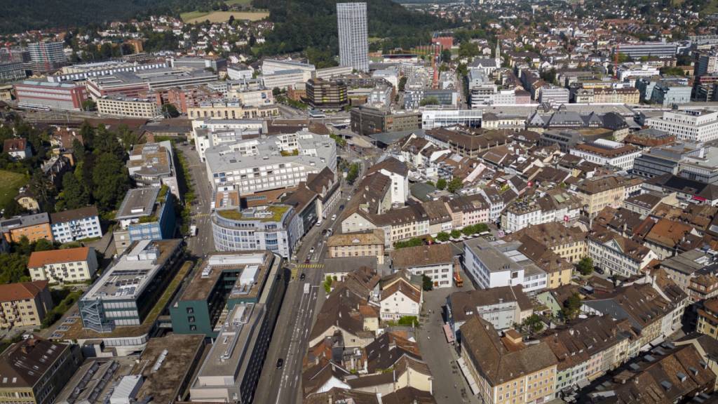 Das Medizinaltechnikunternehmen Zimmer Biomet will 90 Stellen weniger als angekündigt abbauen. Mit 490 Stellen fällt der Abbau in Winterthur aber immer noch hoch aus. (Archivbild)