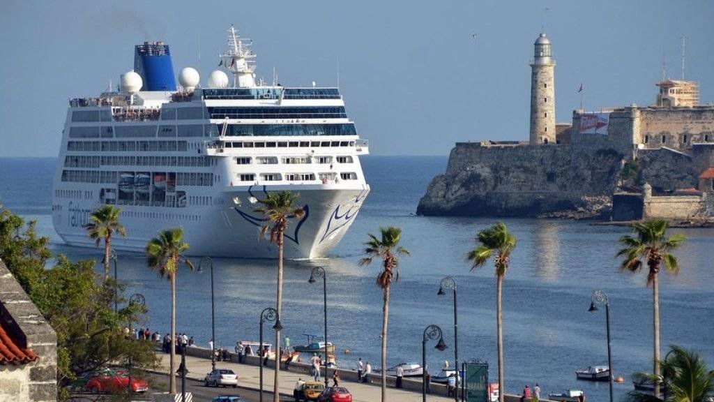 Die «Adonia» am Montag im Hafen von Havanna.