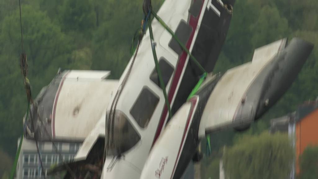 3 Monate nach Absturz: Flugzeug-Bergung aus dem Bodensee