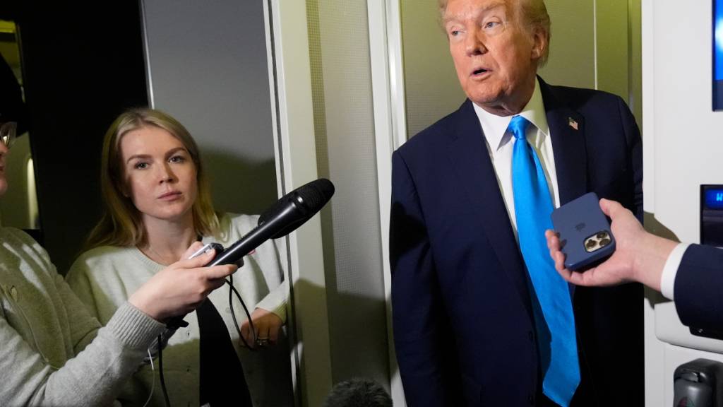 Trump auf Asien-Reise: Xi, Deals und Friedensabkommen