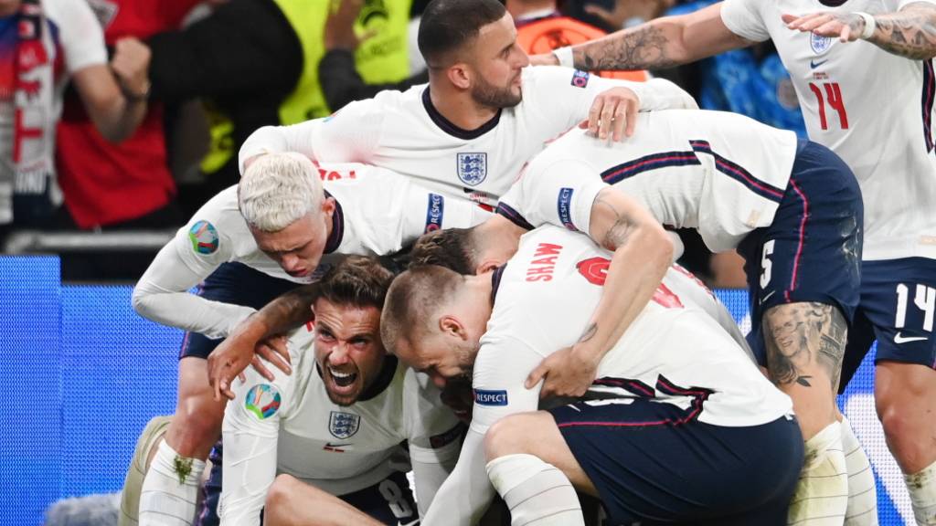 England feiert den Final-Einzug, bis zum Titel ist es aber noch ein weiter Weg.