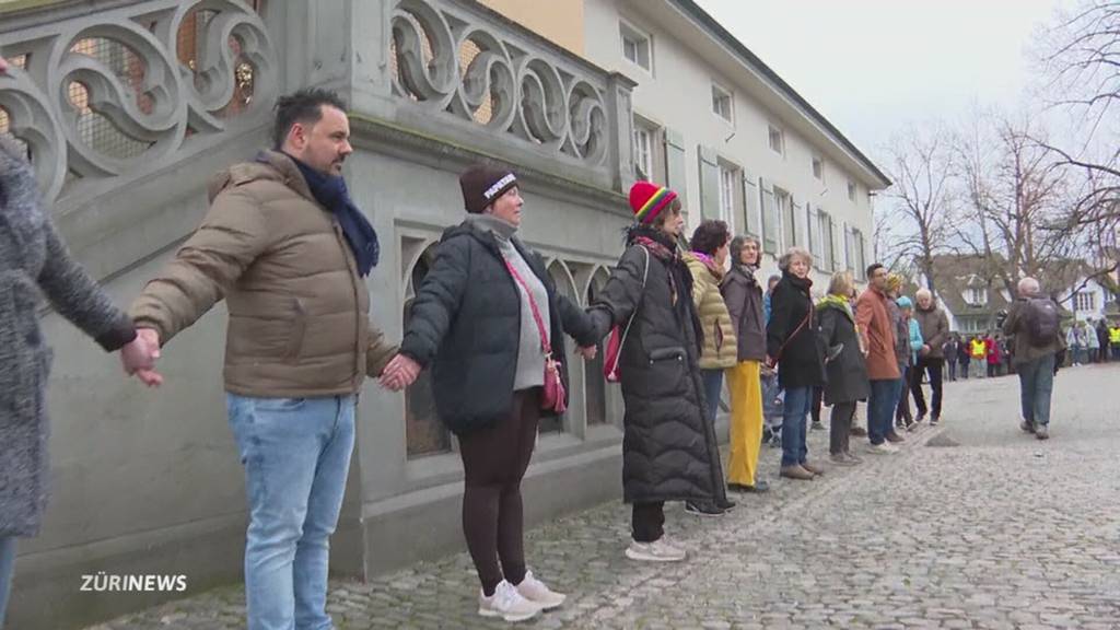 Kundgebung von Muslimen und Juden in Zürich