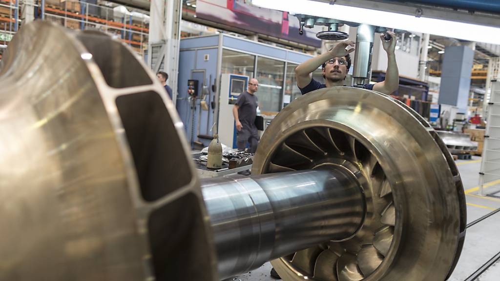 Die Wettbewerbsfähigkeit der deutschen Maschinenbauer hat sich verschlechtert. Wie das Wirtschaftsforschungsinstitut Ifo am Mittwoch mitteilte, ist der entsprechende Umfragewert auf ein Rekordtief gesunken. (Archivbild)