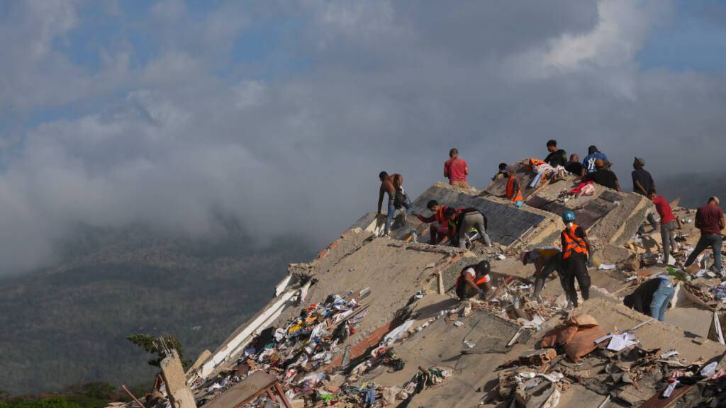 Retter in Venezuela finden noch immer Überlebende