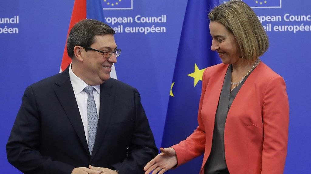 EU-Aussenbeauftragte Federica Mogherini empfängt in Brüssel Kubas Aussenminister Bruno Rodriguez: Die Union und Kuba wollen den Dialog stärken.