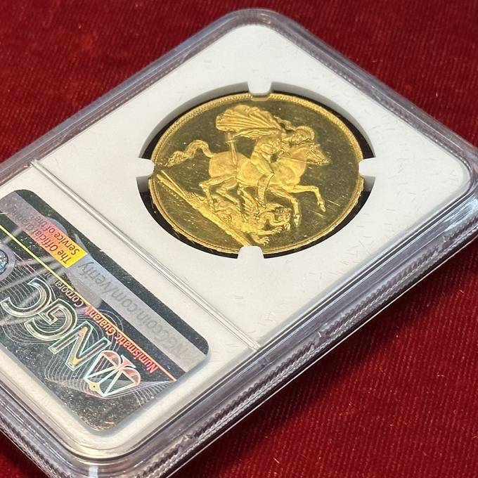 5-Pfund-Goldmünze für 460'000 Franken verkauft