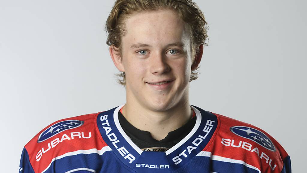 Noah Böhler lächelt in die Kamera. Er brachte die GCK Lions mit dem Treffer zum 1:1 zurück in die Partie