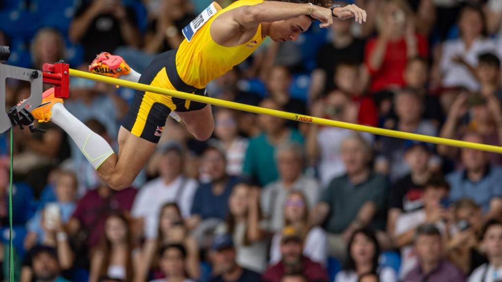 Stabhochsprung-Weltrekordhalter Armand Duplantis ist bekannt für seine spektakulären Flugshows
