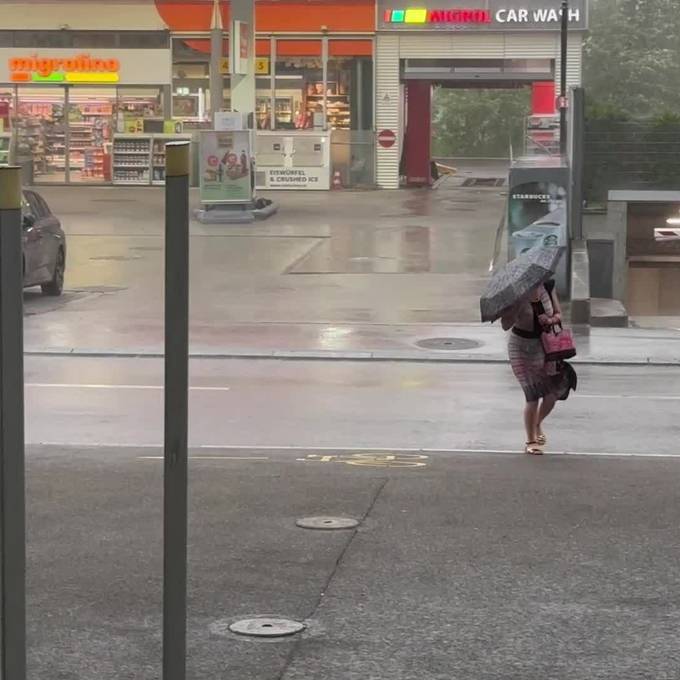 Video zeigt, wie heftig das Gewitter in Zürich wütete
