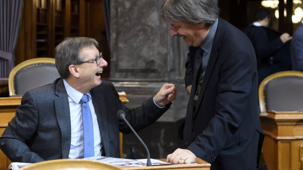 Josef Dittli (FDP/UR) (links) und Paul Rechsteiner (SP/SG) während der Budgetdebatte im Ständerat.