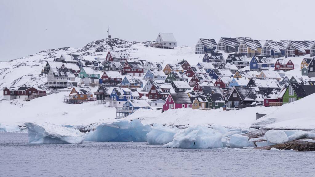 ARCHIV - Nuuk auf Grönland. Foto: Evgeniy Maloletka/AP/dpa/Archivbild