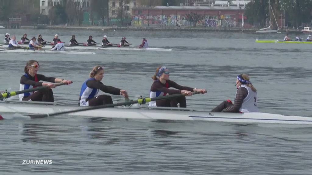 Traditionelles Achterrennen: Massenstart auf dem Zürchsee