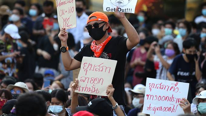 Proteste gegen thailändische Regierung in Bangkok