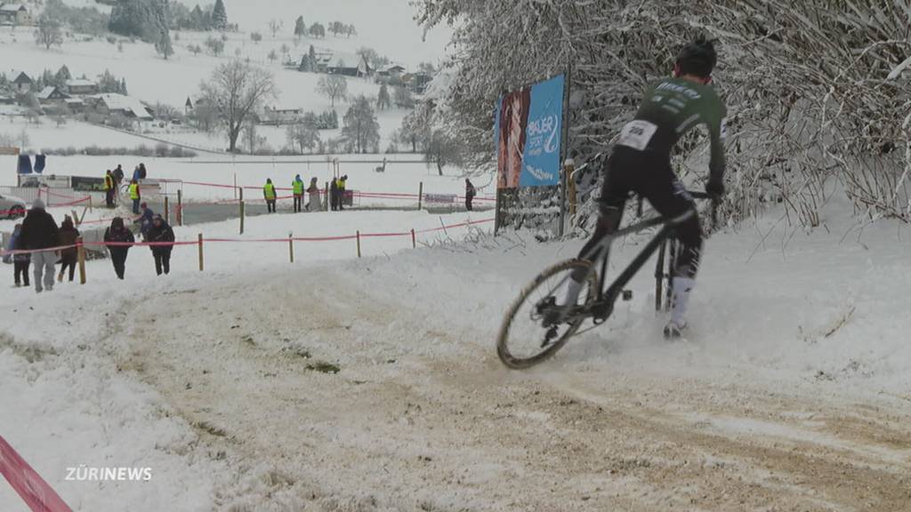 Velorennen im Schnee: Radquer-SM in Schneisingen AG