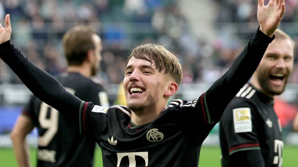 Das Bayern-Talent Lennart Karl nutzte den Kurzauftritt in Mönchengladbach für ein weiteres Tor