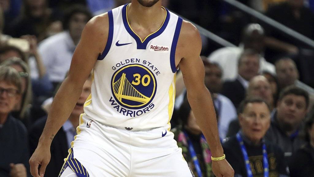 Stephen Curry und die Golden State Warriors sind als Titelverteidiger erfolgreich in die neue NBA-Saison gestartet