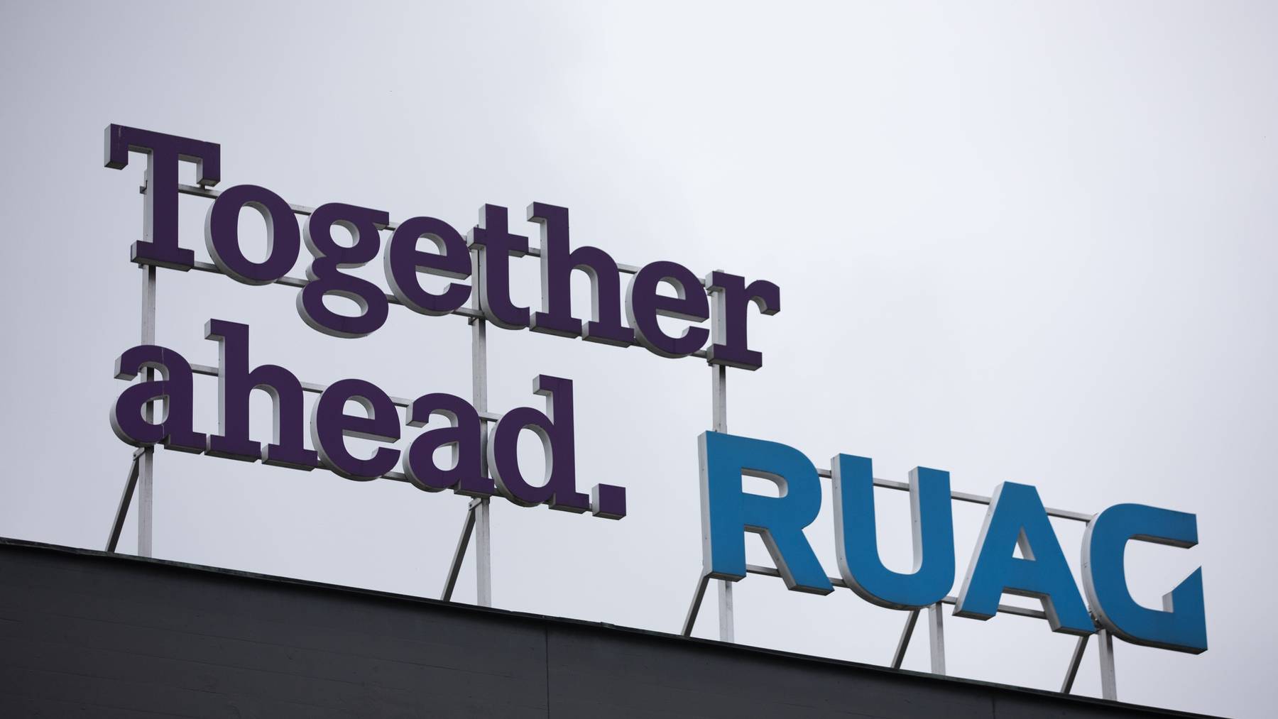 Bei Ruag International fallen bis Ende des nächsten Jahres weitere 150 Stellen weg.