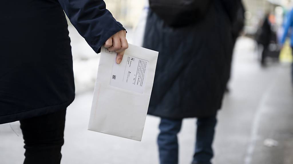 Der Kanton Zug debattiert über das Wahlrecht von Menschen mit Beeinträchtigungen. (Symbolbild)