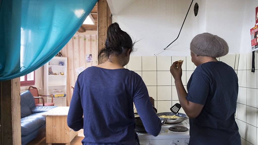 Nach dem Volks-Nein zum Asylsozialhilfekredit ist offen, wie minderjährige Asylsuchende im Kanton Bern künftig untergebracht werden.