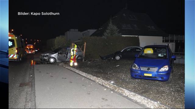 Junger Kosovare kracht in Auto-Ausstellung