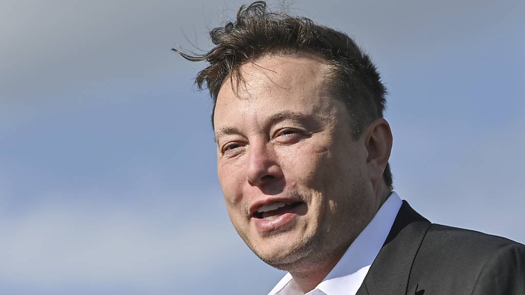 Elon Musk äussert sich auf Twitter zu einem möglichen Gang aufs Börsenparkett von Starlink. (Archivbild)