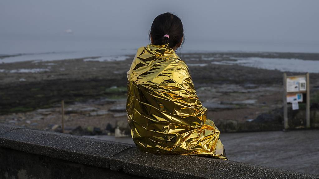 Mindestens 73 Migranten sind nach Behördenangaben in diesem Jahr bei einem Versuch der Überquerung des Ärmelkanals gestorben. (Archivbild)